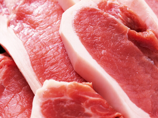 Thịt tươi ngon sẽ có màu hồng nhạt cùng độ đàn hồi tốt